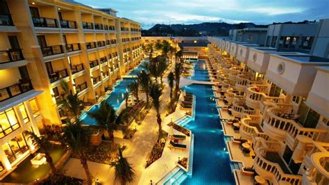 THE 10 BEST 5 Star Resorts in Visayas .